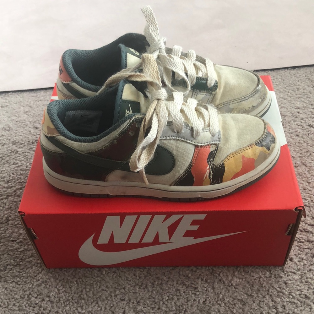 Nike Dunk Low SE